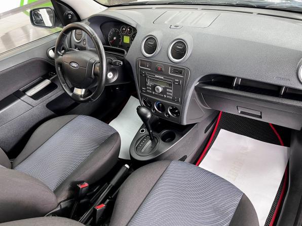 Ford Fusion I Рестайлинг с пробегом 2007 года, цена 595 000 рублей, 106248 км, хэтчбек, Автокод Объявления
