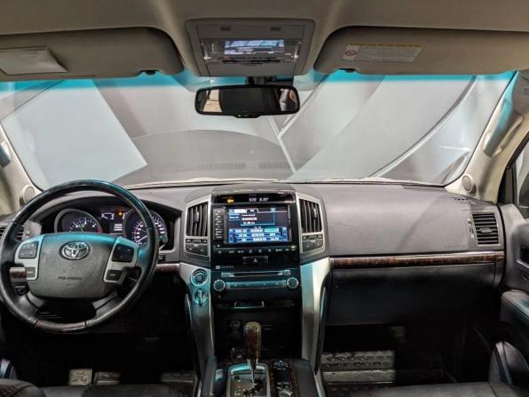 Toyota Land Cruiser 200 Series Рестайлинг 1 с пробегом 2012 года, цена 3 190 000 рублей, 391615 км, внедорожник, Автокод Объявления