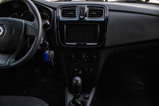 Renault Sandero II с пробегом 2015 года, цена 649 000 рублей, 128598 км, хэтчбек, Автокод Объявления