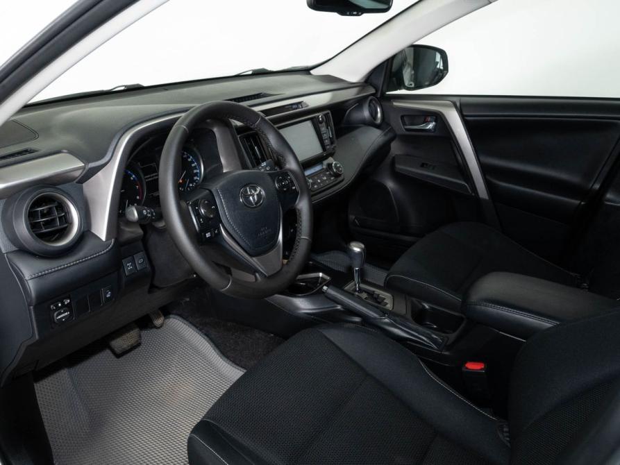 Toyota RAV4 IV (XA40) Рестайлинг Казань  - изображение 5