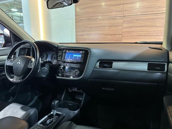 Mitsubishi Outlander III Рестайлинг с пробегом 2014 года, цена 1 999 990 рублей, 119598 км, внедорожник, Автокод Объявления