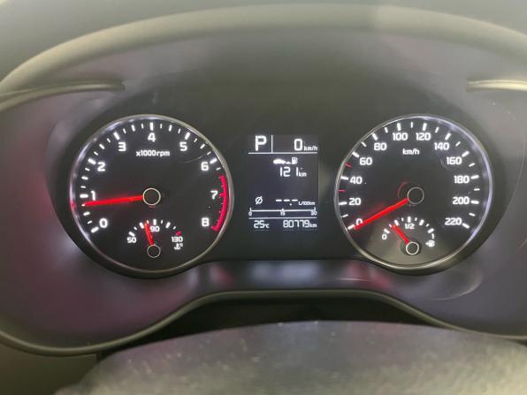 Kia Rio IV с пробегом 2018 года, цена 1 380 000 рублей, 80779 км, седан, Автокод Объявления