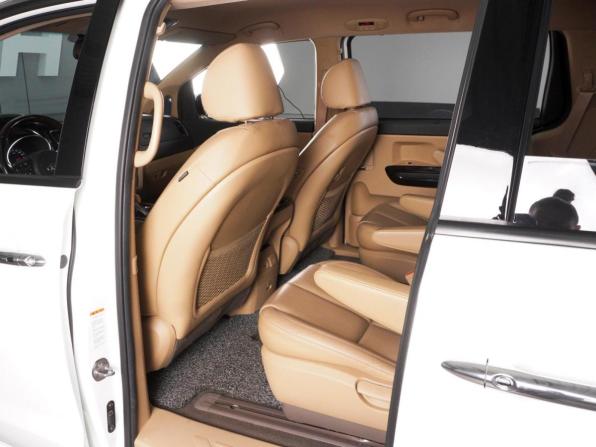 Kia Carnival III с пробегом 2018 года, цена 3 520 000 рублей, 97291 км, минивэн, Автокод Объявления