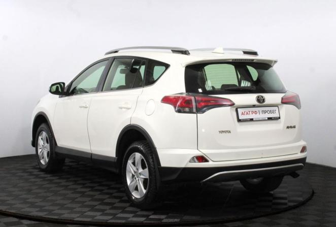 Toyota RAV4 IV (XA40) Рестайлинг с пробегом 2016 года, цена 1 850 000 рублей, 158802 км, внедорожник, Автокод Объявления