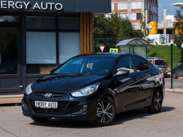 Hyundai Solaris I Рестайлинг с пробегом 2014 года, цена 930 000 рублей, 168598 км, седан, Автокод Объявления