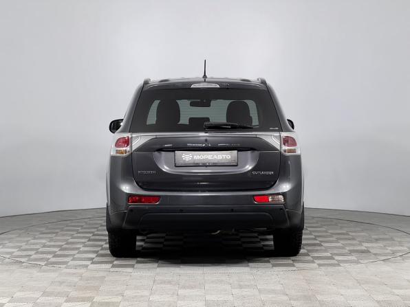 Mitsubishi Outlander III с пробегом 2014 года, цена 1 620 000 рублей, 122977 км, внедорожник, Автокод Объявления