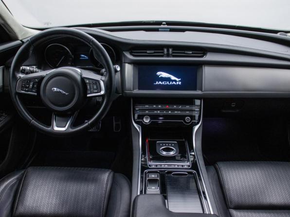 Jaguar XF II с пробегом 2019 года, цена 2 821 500 рублей, 98319 км, седан, Автокод Объявления