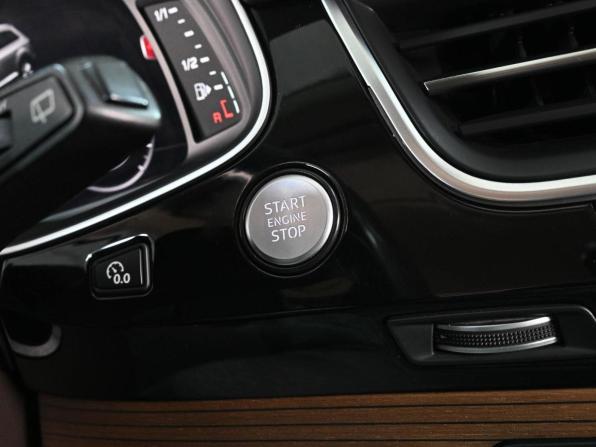 Audi Q7 II (4M) с пробегом 2016 года, цена 3 850 000 рублей, 232933 км, внедорожник, Автокод Объявления