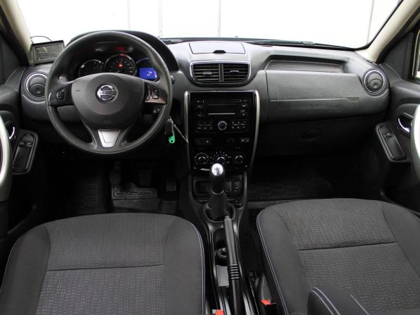 Nissan Terrano III (D10) с пробегом 2017 года, цена 1 349 000 рублей, 132000 км, внедорожник, Автокод Объявления