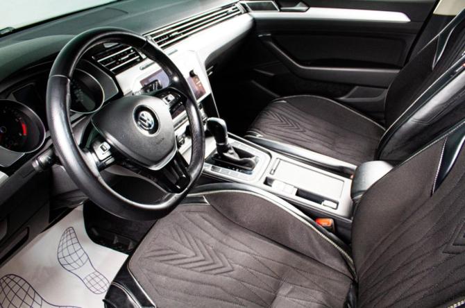 Volkswagen Passat B8 с пробегом 2018 года, цена 2 129 000 рублей, 269000 км, универсал, Автокод Объявления