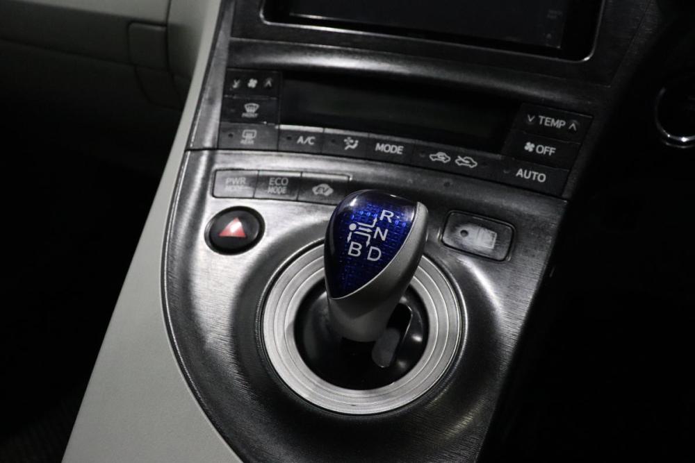 Toyota Prius III (XW30) Ульяновск  - изображение 10