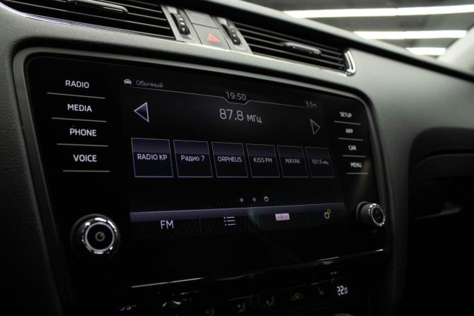 Skoda Octavia III (A7) Рестайлинг с пробегом 2018 года, цена 1 749 000 рублей, 175939 км, лифтбек, Автокод Объявления
