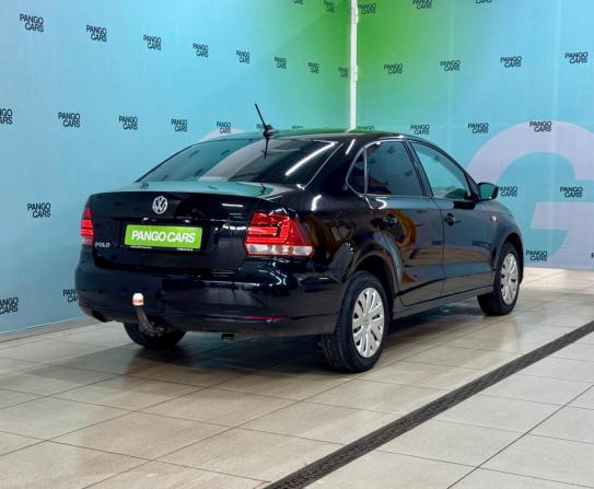 Volkswagen Polo V Рестайлинг с пробегом 2017 года, цена 1 125 000 рублей, 100599 км, седан, Автокод Объявления