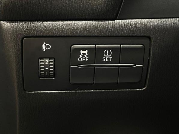 Mazda 3 III (BM) с пробегом 2014 года, цена 1 220 000 рублей, 166000 км, седан, Автокод Объявления
