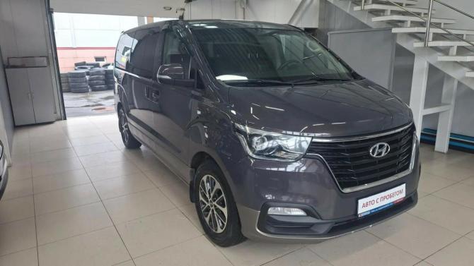 Hyundai Grand Starex I Рестайлинг 2 с пробегом 2020 года, цена 3 390 000 рублей, 110100 км, минивэн, Автокод Объявления