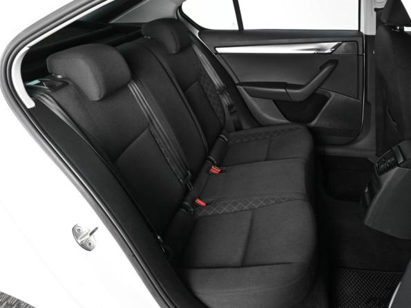 Skoda Octavia III (A7) Рестайлинг с пробегом 2019 года, цена 1 169 000 рублей, 135342 км, лифтбек, Автокод Объявления