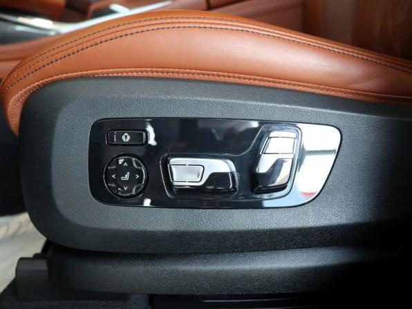 BMW X7 I (G07) Рестайлинг с пробегом 2023 года, цена 15 990 000 рублей, 26438 км, внедорожник, Автокод Объявления