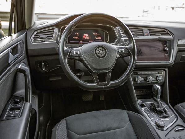 Volkswagen Tiguan II с пробегом 2019 года, цена 2 848 000 рублей, 78716 км, внедорожник, Автокод Объявления