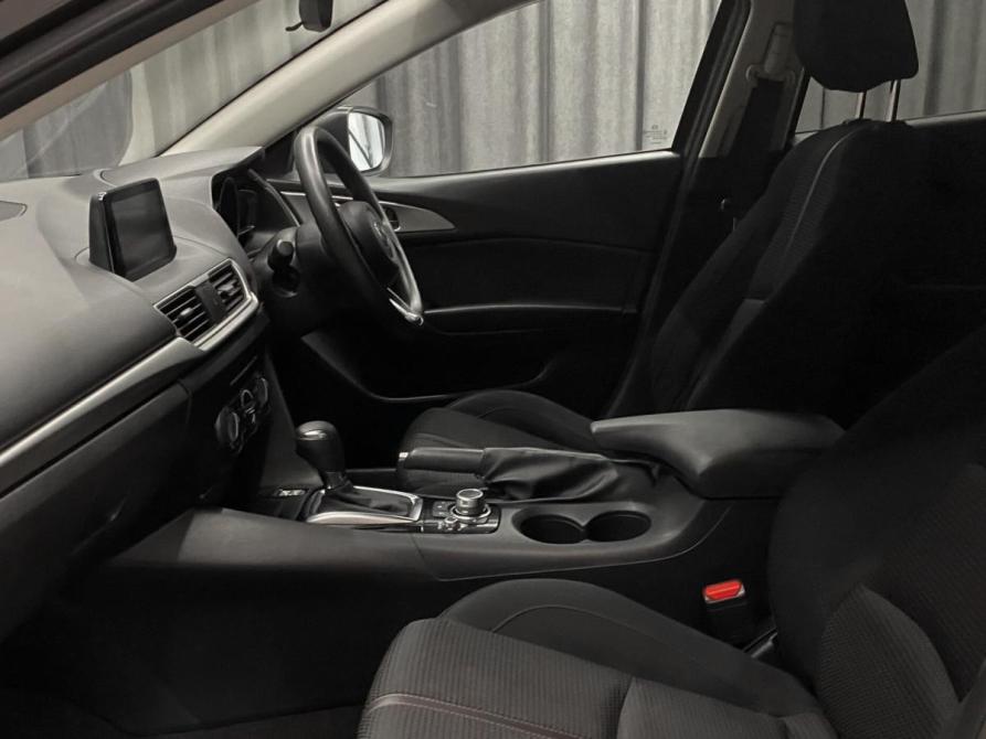 Mazda Axela III Рестайлинг Красноярск  - изображение 11