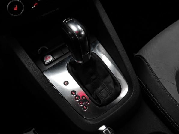 Volkswagen Jetta VI с пробегом 2012 года, цена 969 000 рублей, 297173 км, седан, Автокод Объявления
