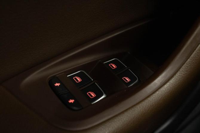 Audi A6 IV (C7) Рестайлинг с пробегом 2017 года, цена 2 249 000 рублей, 130046 км, седан, Автокод Объявления