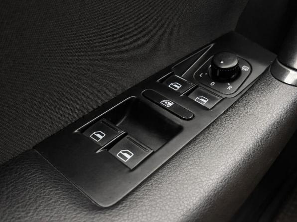 Volkswagen Passat B7 с пробегом 2012 года, цена 747 000 рублей, 330000 км, седан, Автокод Объявления