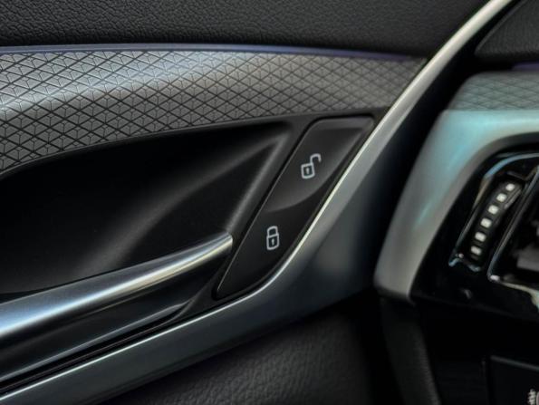 BMW 5 серии VII (G30/G31/G38) с пробегом 2019 года, цена 4 539 000 рублей, 107723 км, седан, Автокод Объявления