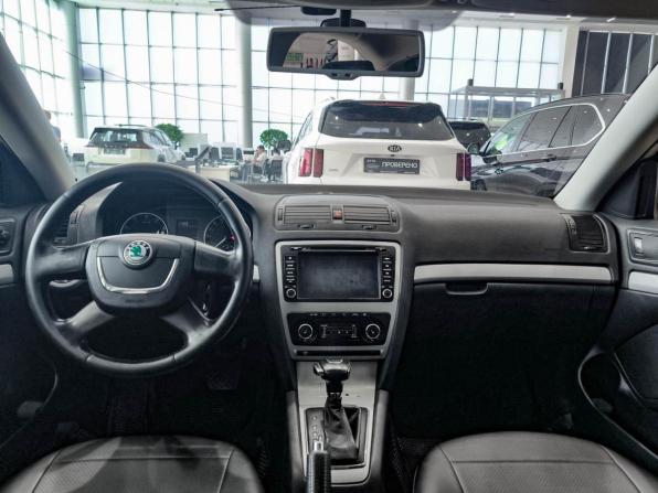 Skoda Octavia II (A5) Рестайлинг с пробегом 2013 года, цена 650 000 рублей, 340955 км, лифтбек, Автокод Объявления