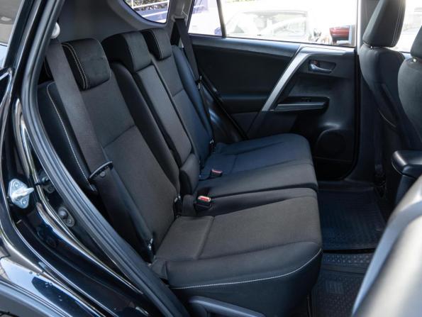 Toyota RAV4 IV (XA40) Рестайлинг с пробегом 2017 года, цена 2 043 400 рублей, 126804 км, внедорожник, Автокод Объявления