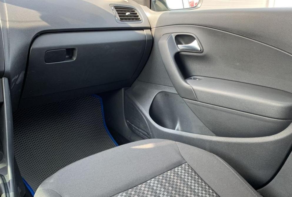 Volkswagen Polo V Рестайлинг Красноярск  - изображение 16