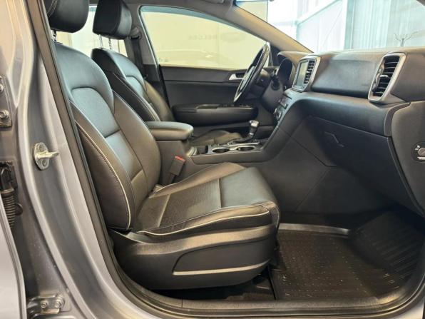 Kia Sportage IV Рестайлинг с пробегом 2020 года, цена 2 570 000 рублей, 54156 км, внедорожник, Автокод Объявления
