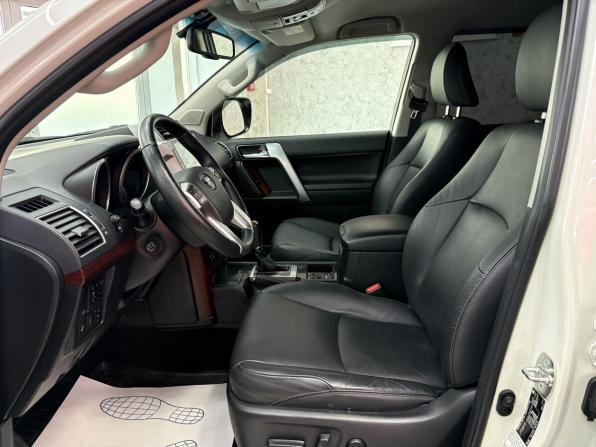 Toyota Land Cruiser Prado 150 Series Рестайлинг 2 с пробегом 2017 года, цена 4 700 000 рублей, 77426 км, внедорожник, Автокод Объявления
