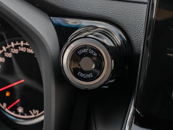 Toyota Land Cruiser 300 Series с пробегом 2023 года, цена 11 950 000 рублей, 89134 км, внедорожник, Автокод Объявления