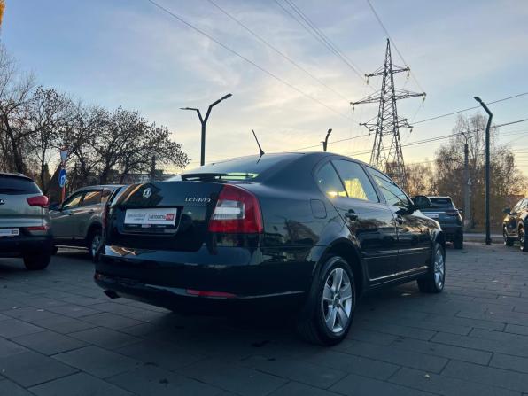 Skoda Octavia II (A5) Рестайлинг с пробегом 2012 года, цена 950 000 рублей, 152703 км, лифтбек, Автокод Объявления