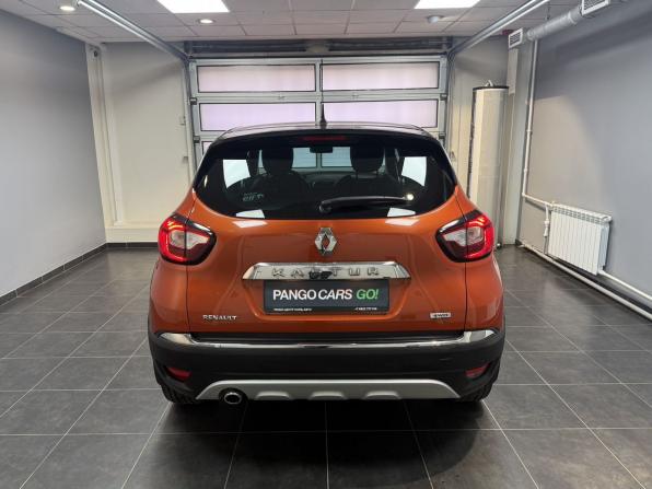 Renault Kaptur I с пробегом 2016 года, цена 1 650 000 рублей, 66000 км, внедорожник, Автокод Объявления