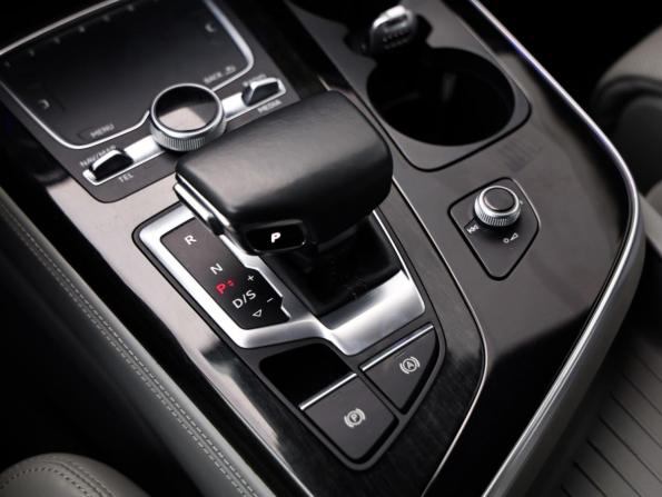 Audi Q7 II (4M) с пробегом 2019 года, цена 4 099 000 рублей, 201324 км, внедорожник, Автокод Объявления