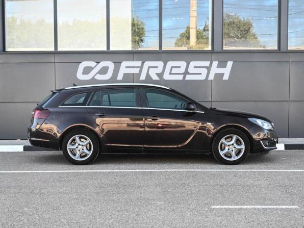 Opel Insignia I Рестайлинг с пробегом 2014 года, цена 994 000 рублей, 247857 км, универсал, Автокод Объявления