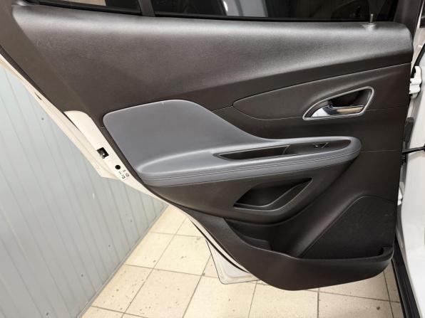 Opel Mokka I с пробегом 2014 года, цена 1 085 000 рублей, 203774 км, внедорожник, Автокод Объявления