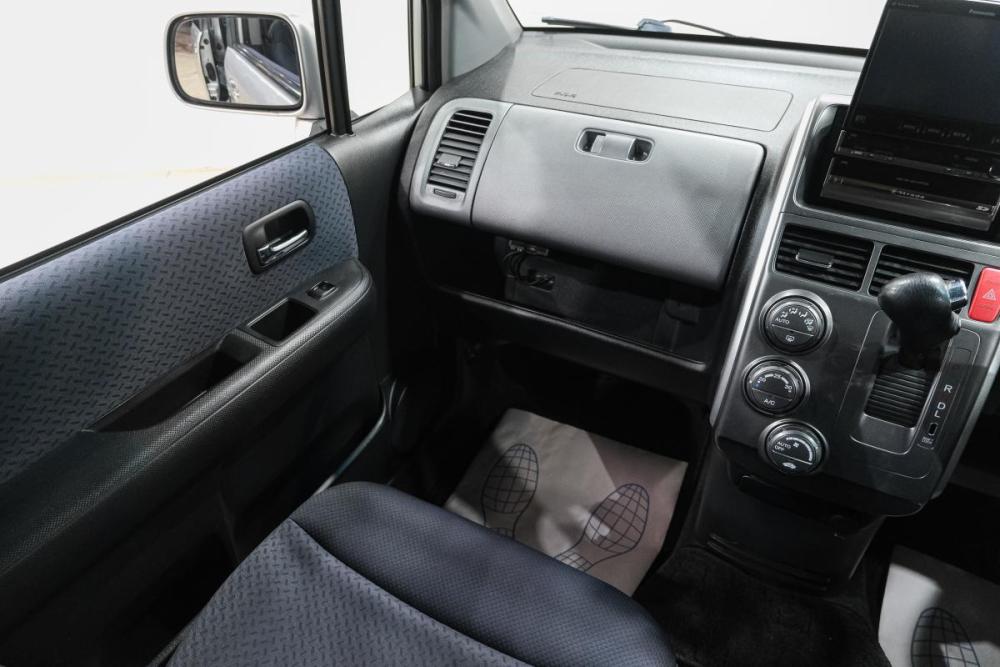 Honda Mobilio Spike I Рестайлинг Новокузнецк  - изображение 10
