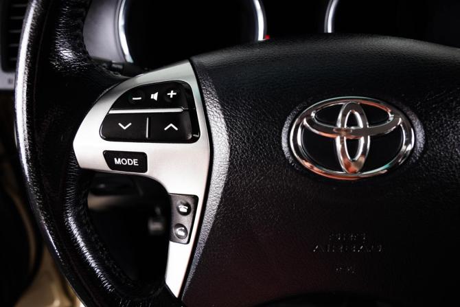 Toyota Highlander II (XU40) Рестайлинг с пробегом 2010 года, цена 1 949 000 рублей, 163181 км, внедорожник, Автокод Объявления