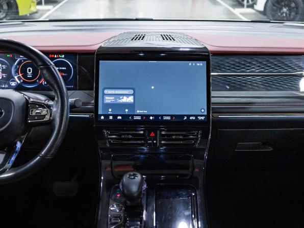GAC M8 с пробегом 2023 года, цена 3 950 000 рублей, 37525 км, минивэн, Автокод Объявления
