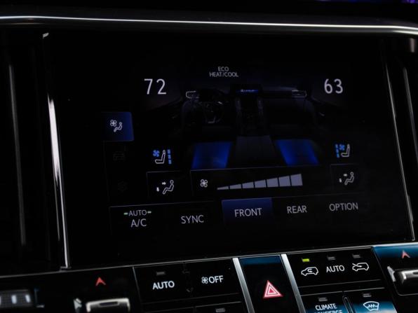 Lexus LX IV с пробегом 2023 года, цена 17 899 000 рублей, 208 км, внедорожник, Автокод Объявления