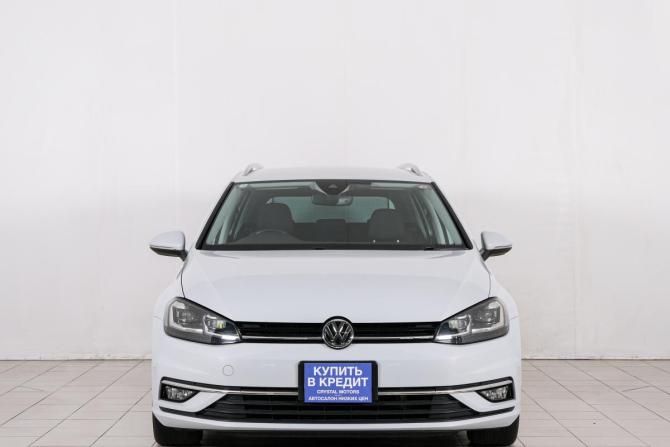 Volkswagen Golf VII Рестайлинг с пробегом 2018 года, цена 1 499 000 рублей, 40200 км, универсал, Автокод Объявления