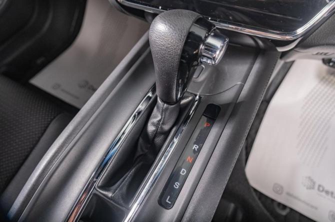 Honda Vezel I Рестайлинг с пробегом 2018 года, цена 1 919 000 рублей, 105003 км, внедорожник, Автокод Объявления