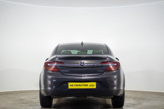 Opel Insignia I Рестайлинг с пробегом 2014 года, цена 899 000 рублей, 275600 км, седан, Автокод Объявления