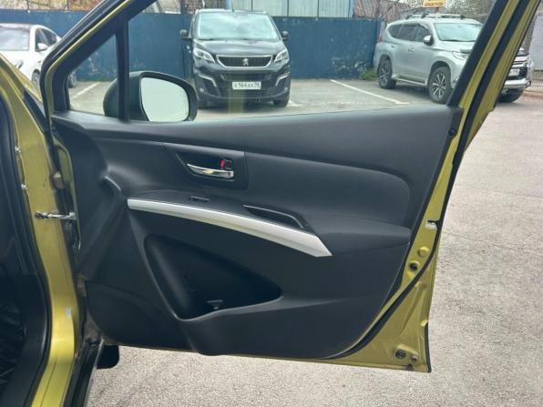 Suzuki SX4 II (S-Cross) с пробегом 2014 года, цена 1 370 000 рублей, 22863 км, хэтчбек, Автокод Объявления