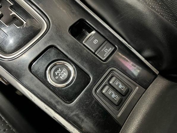 Mitsubishi Outlander III Рестайлинг 3 с пробегом 2020 года, цена 1 650 000 рублей, 168326 км, внедорожник, Автокод Объявления