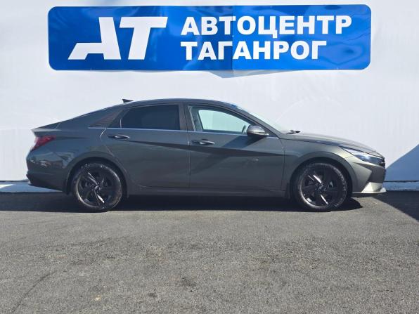 Hyundai Elantra VII (CN7) с пробегом 2021 года, цена 1 999 000 рублей, 125000 км, седан, Автокод Объявления