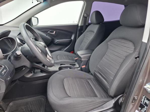 Hyundai ix35 I Рестайлинг с пробегом 2015 года, цена 1 415 000 рублей, 135000 км, внедорожник, Автокод Объявления