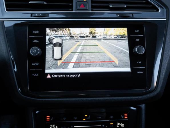 Volkswagen Tiguan II Рестайлинг с пробегом 2021 года, цена 2 398 000 рублей, 116746 км, внедорожник, Автокод Объявления